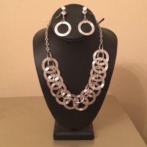 Silver Necklace and Earring Set!